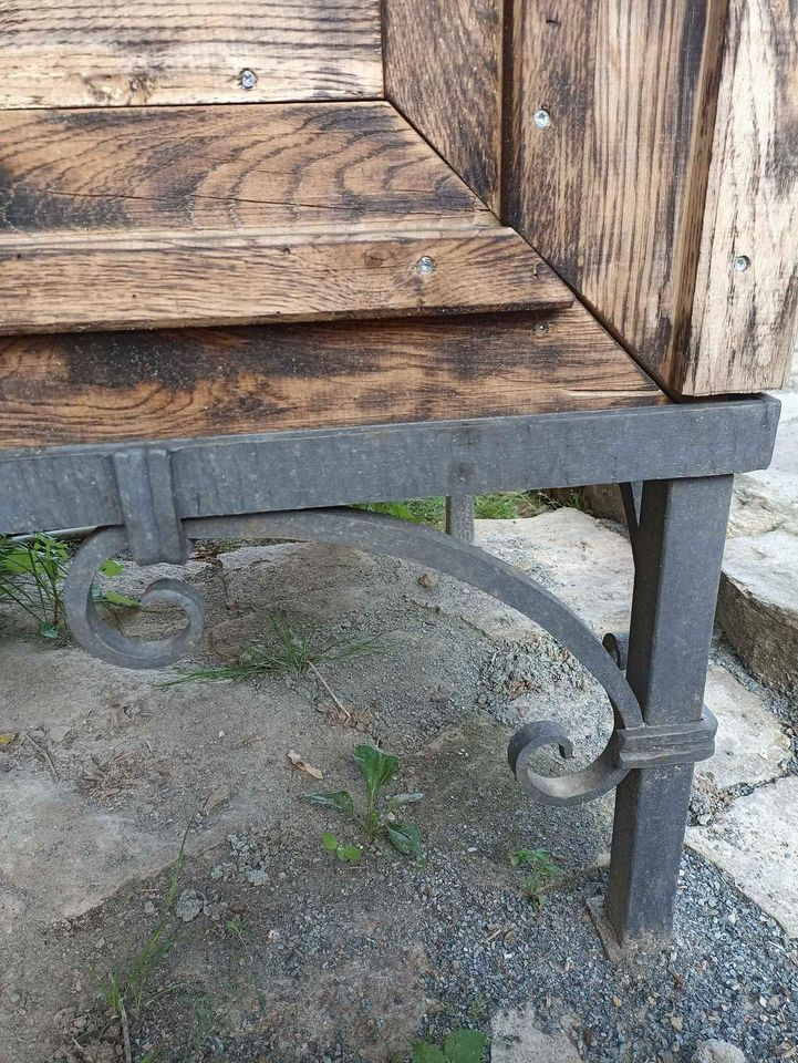 Kovaná dubová udírna - 6