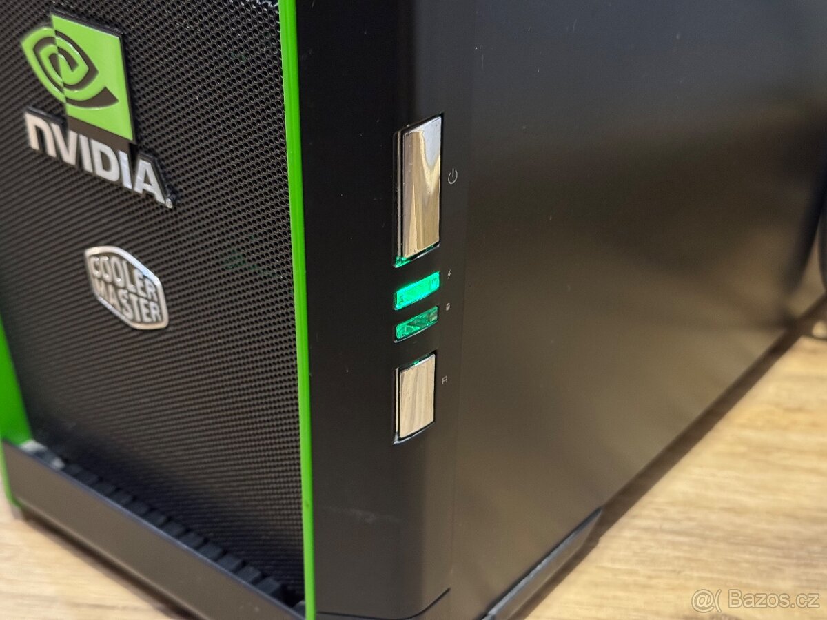 Cooler Master CM 690 NVIDIA Edition - 6