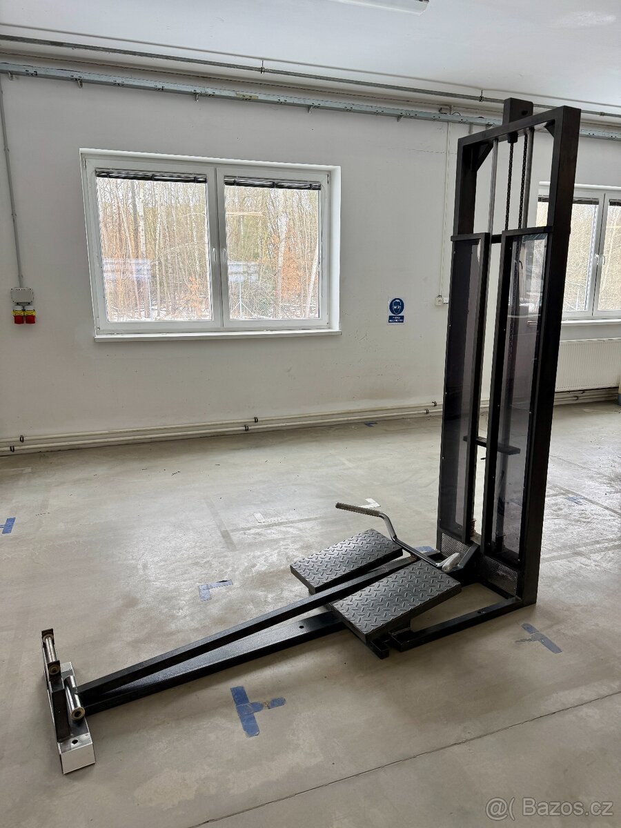 Posilovací věž - 6