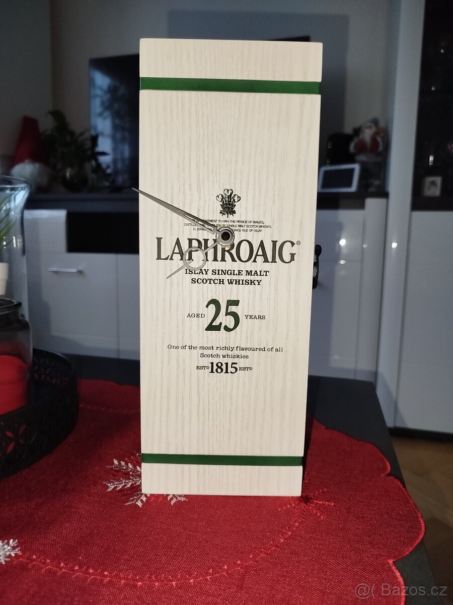 Laphroaig whisky hodiny - 6