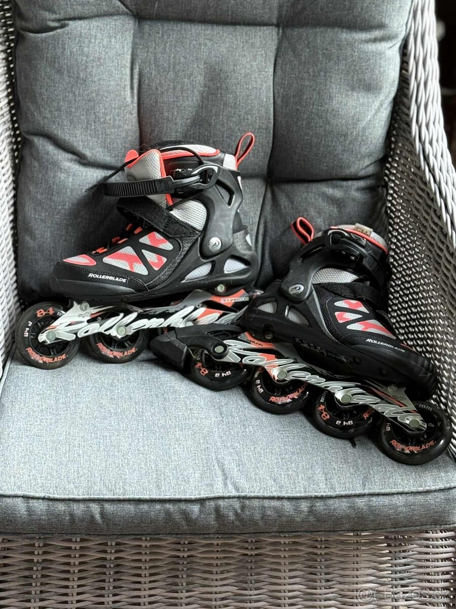 KOLEČKOVÉ BRUSLE - 6