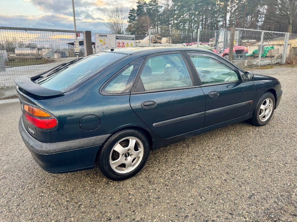 Renault Laguna 1.8 16v - 6
