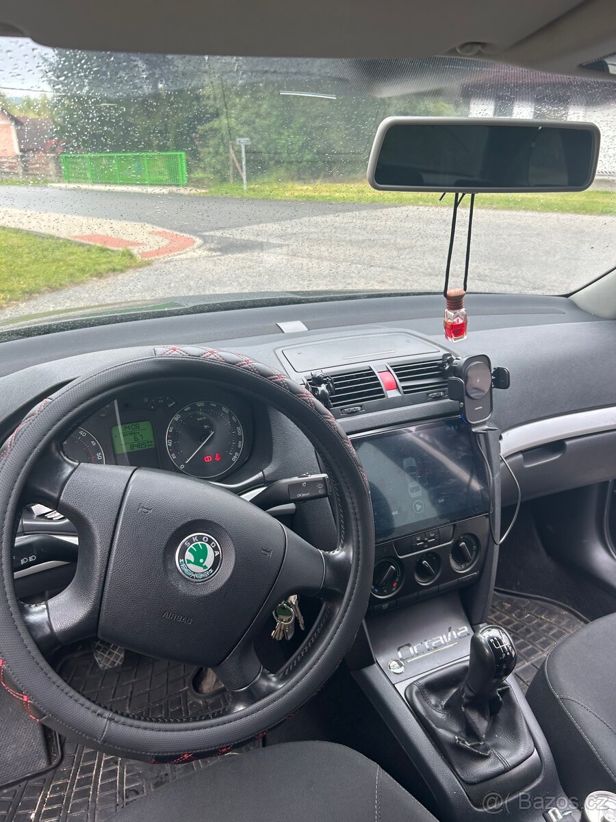 Škoda octavia 2 1.9tdi 77kw - 6