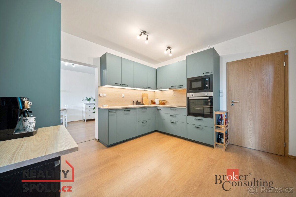 Převod dr. podílu, byty/4+kk, 83 m2, Nádvorní 1206/3, Libere - 6