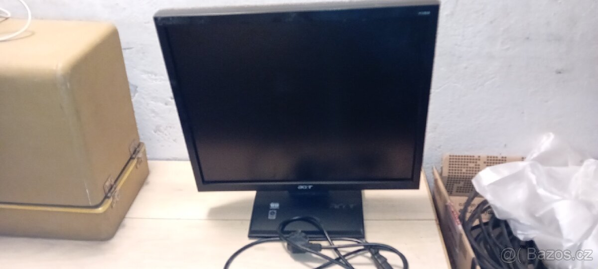 LCD Monitor LG Acer "19" 2ks - 6