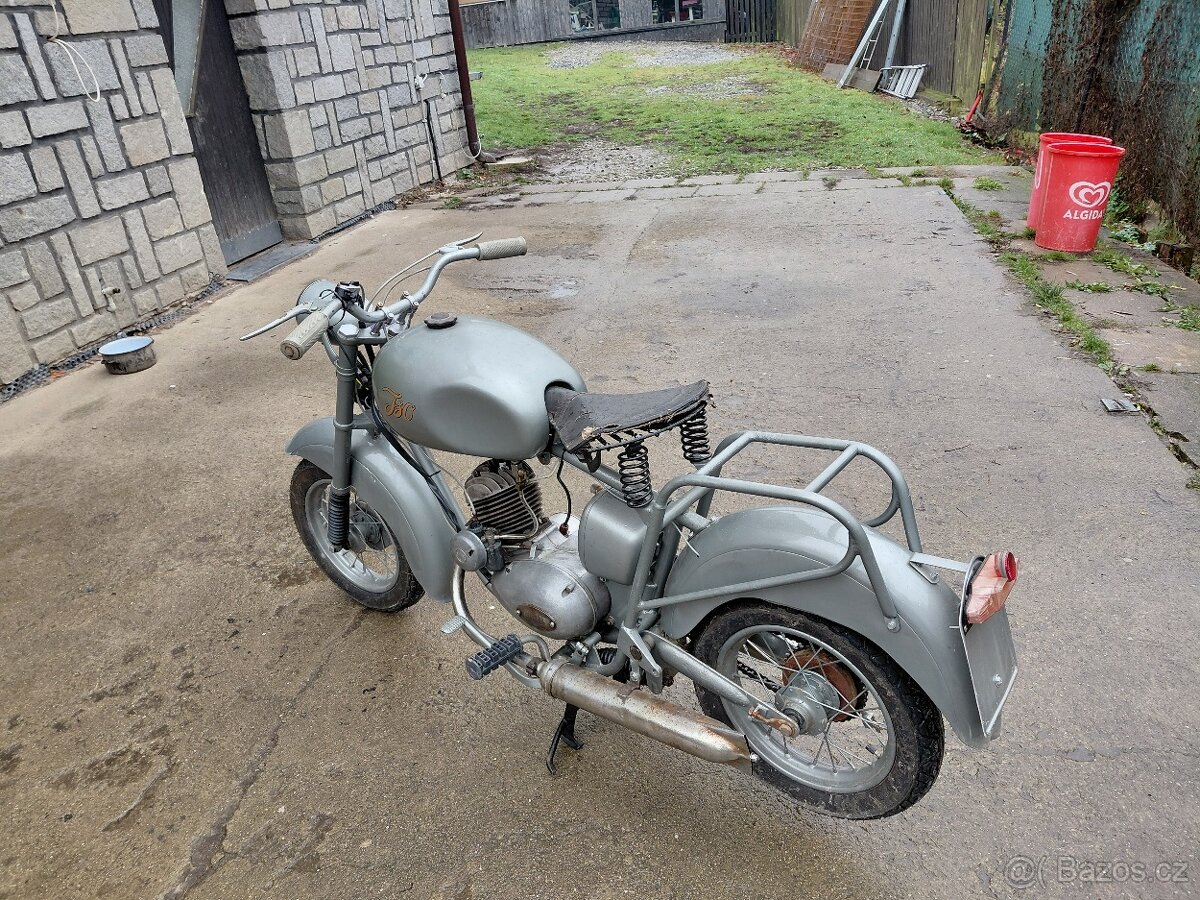 Iso Moto 125 dvoupíst - 6