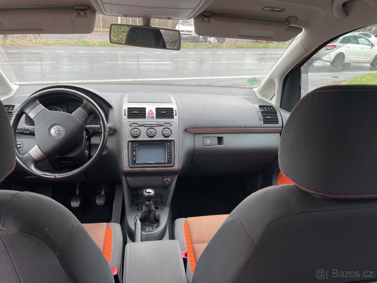 Volkswagen CrossTouran 1.4 Tsi 103 kw - 6