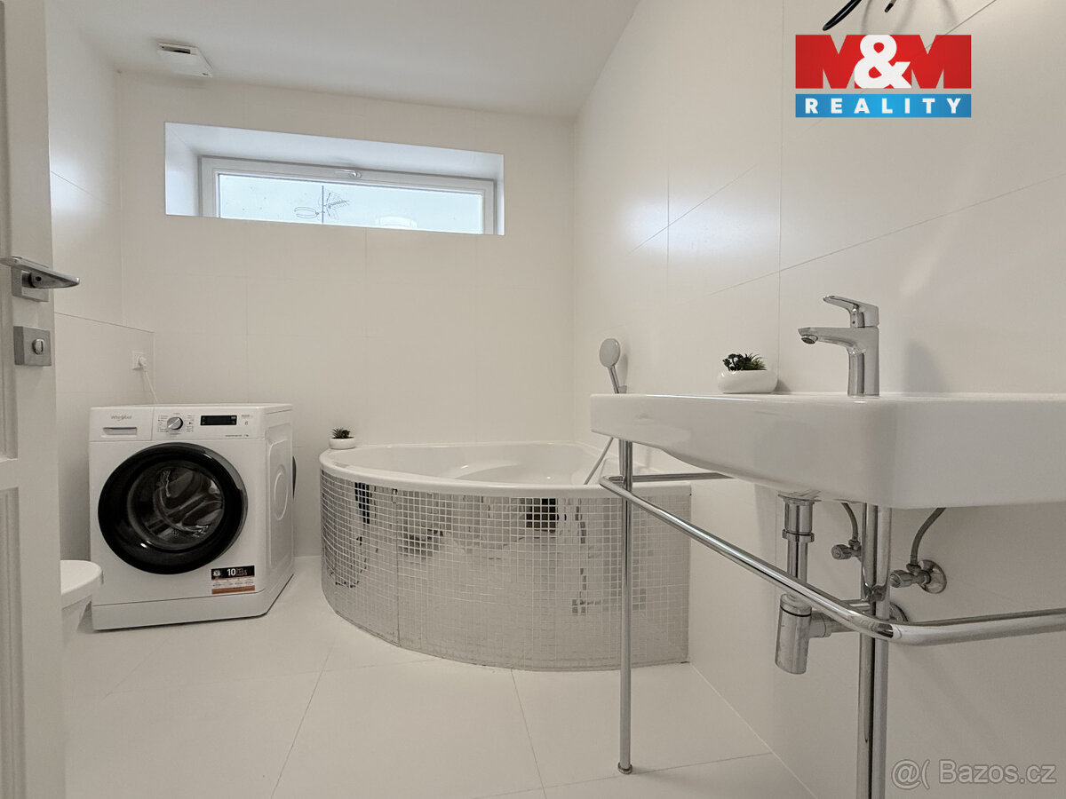 Pronájem bytu 3+kk, 91 m², Dolní Břežany, Náměstí Na Sádkách - 6