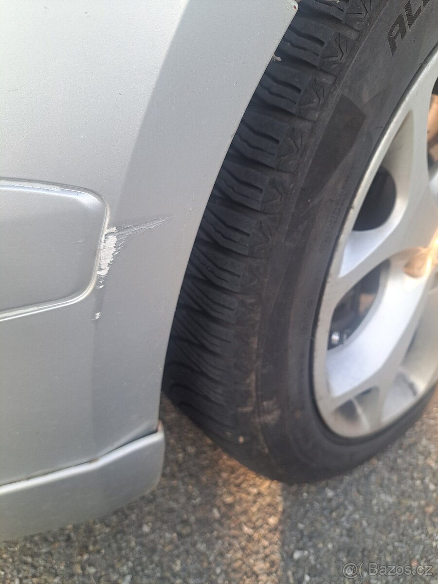 Prodám Ford S-MAX 7míst 2.0 TDCi 103kw - 6