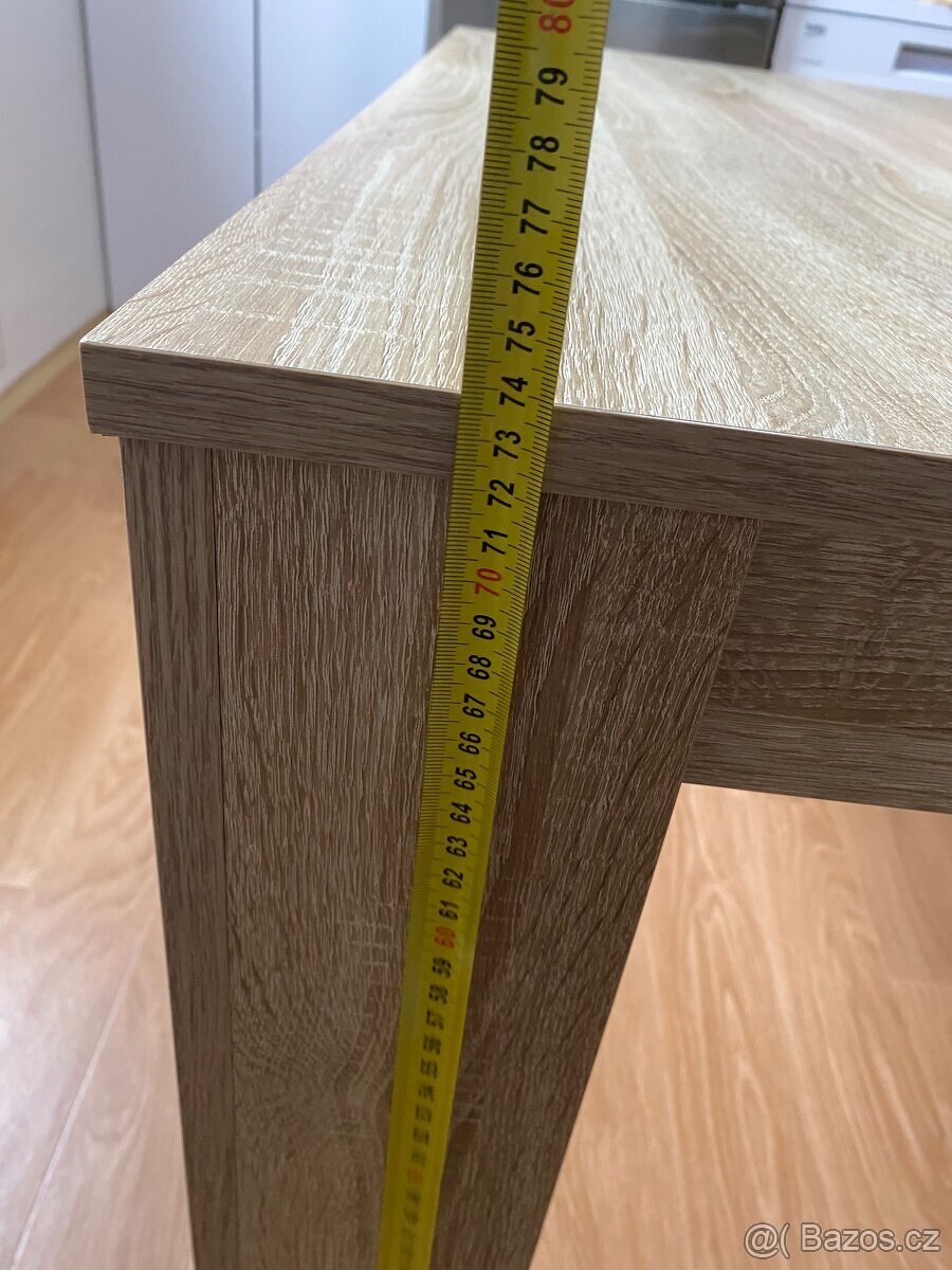 Prodám jídelní stůl - 6