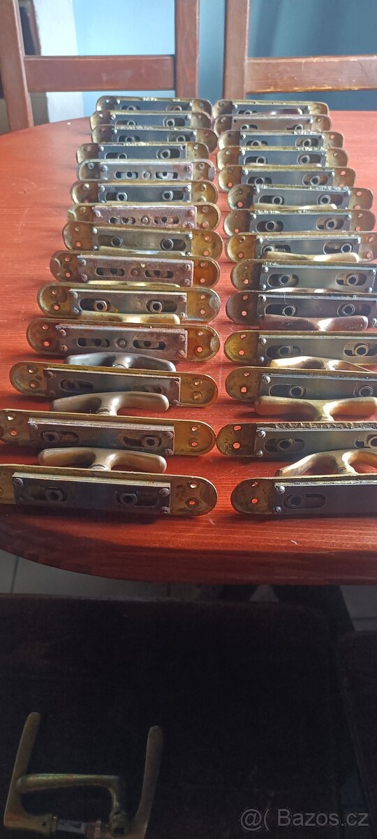 Mosazné kování ,kliky kličky - 6