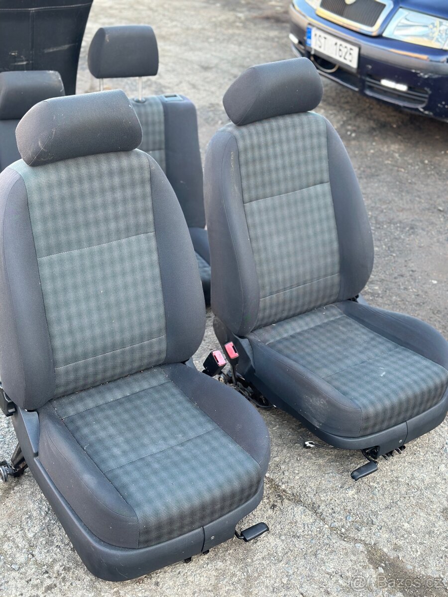 Sedačky octavia 1 - 6