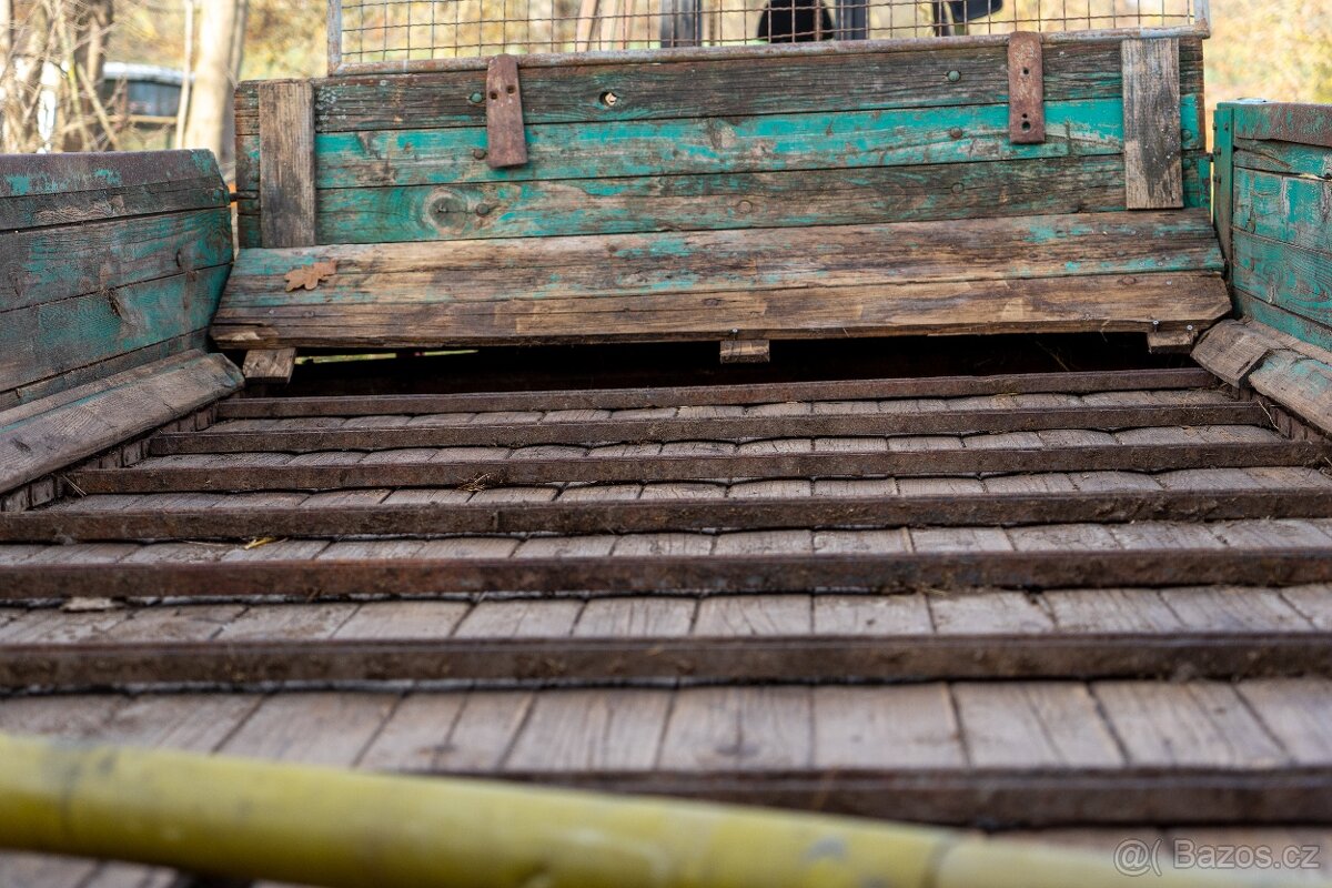 Rozmetadlo hnoje Kemper 4.000Kg - 6