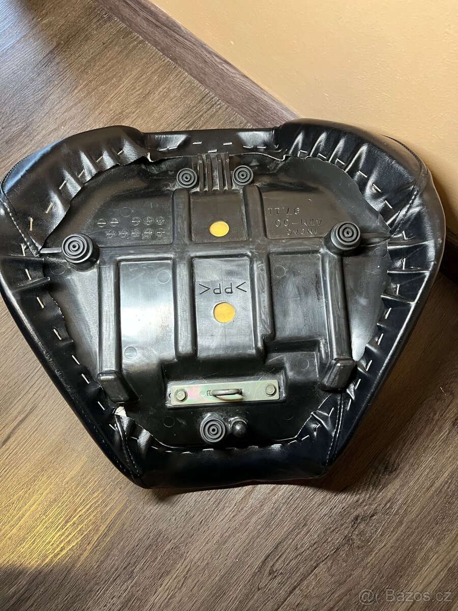 Originální sedlo na Yamaha xv wildstar 1600 - 6