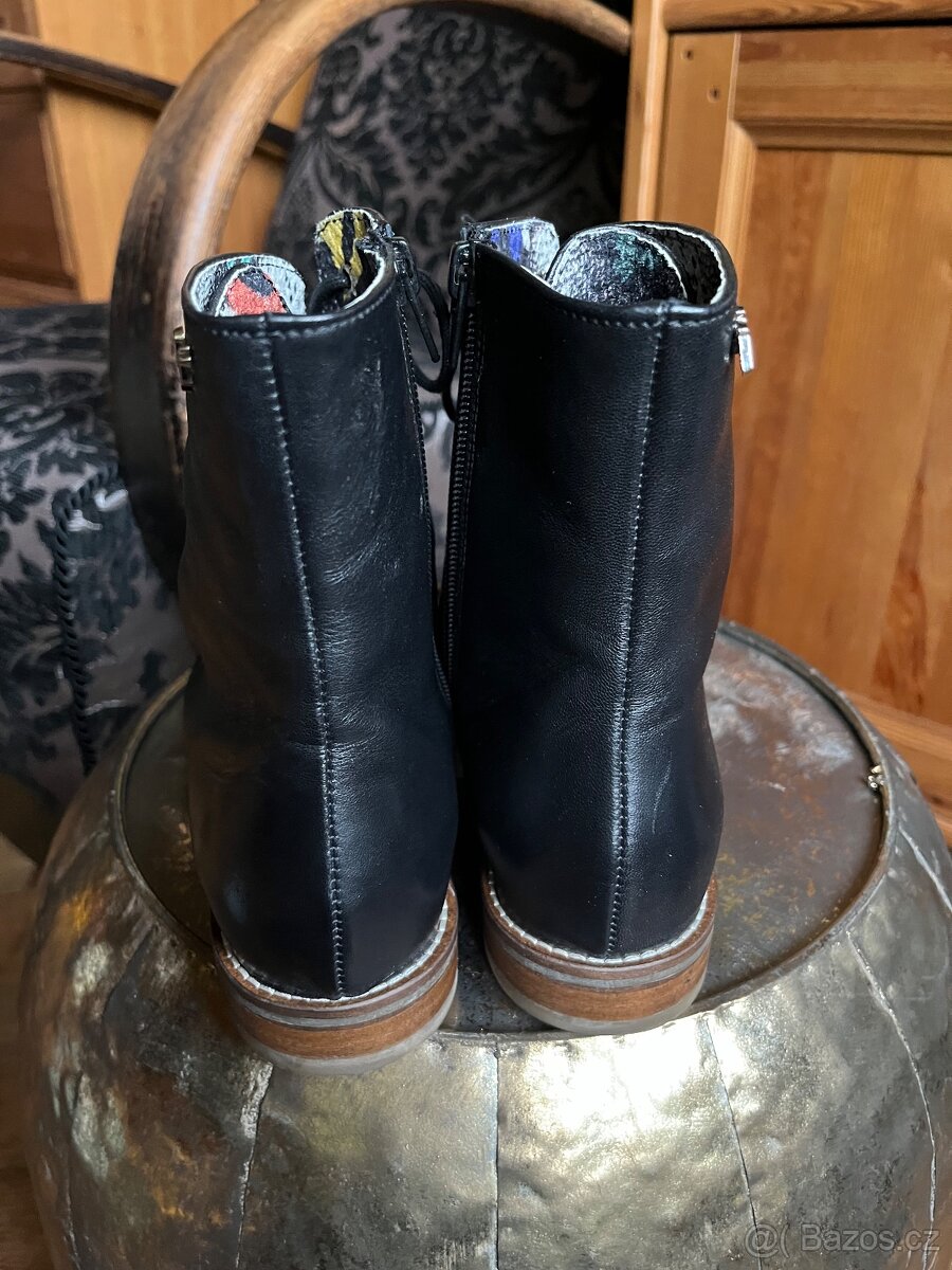 Dámské boty Dapi NOVÉ pravá kůže vel 38, PC 3.599 - 6