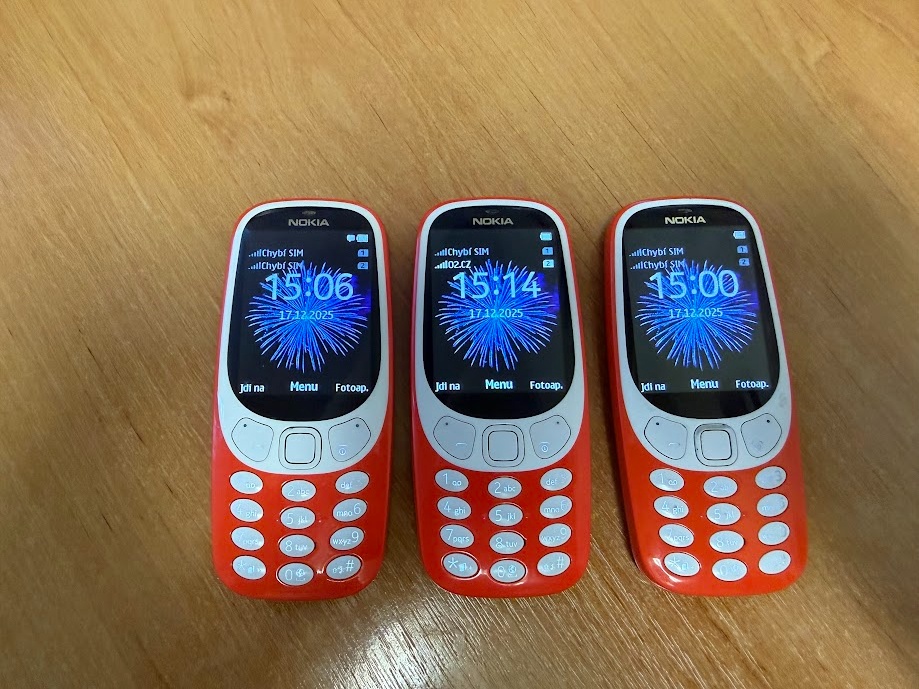 NOKIA 3310 na dvě SIM karty - originální baterie a nabíječka - 6