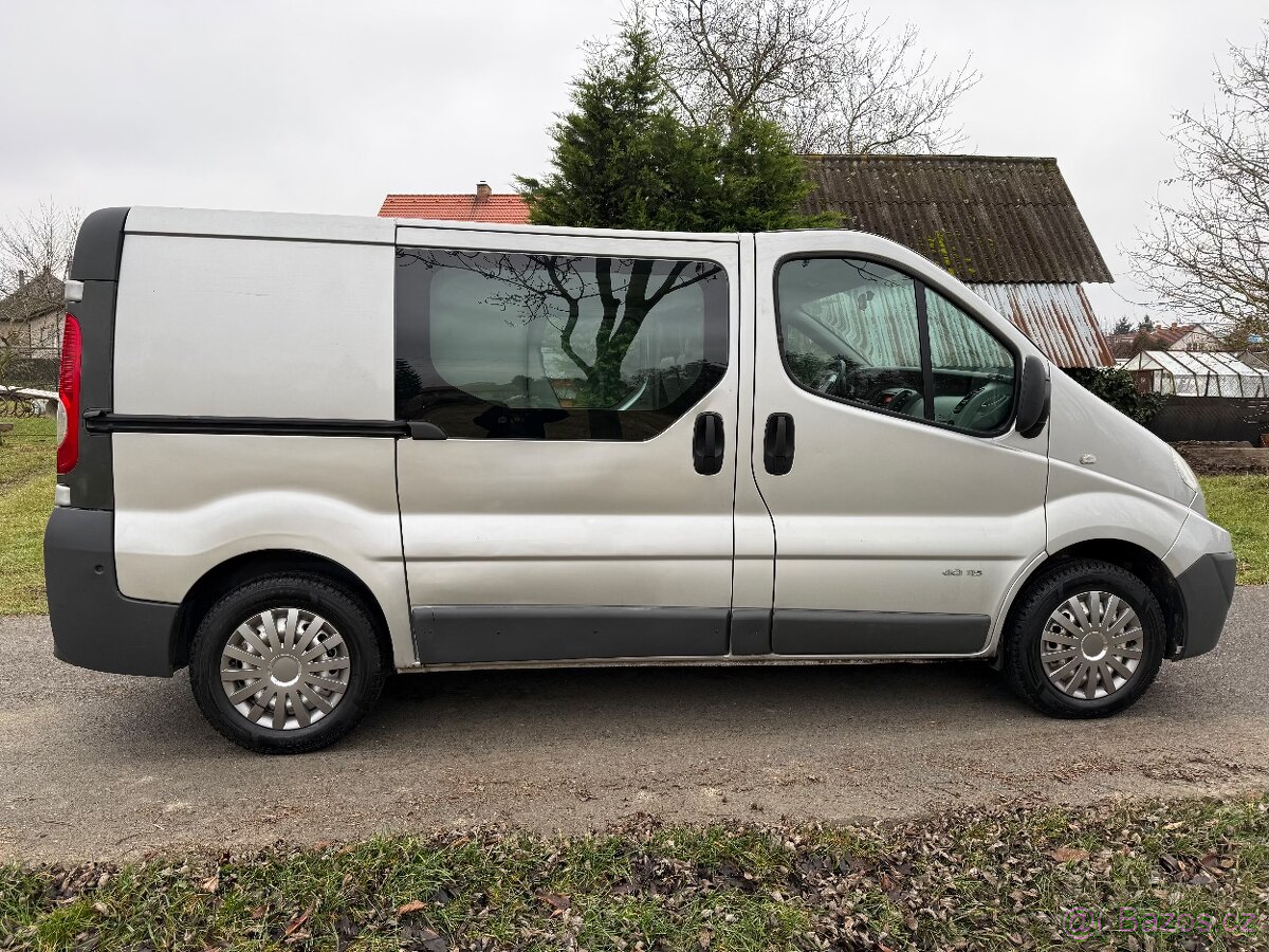 Renault Trafic 2.0 CDTi 84kw - 6 míst / tažné - 6