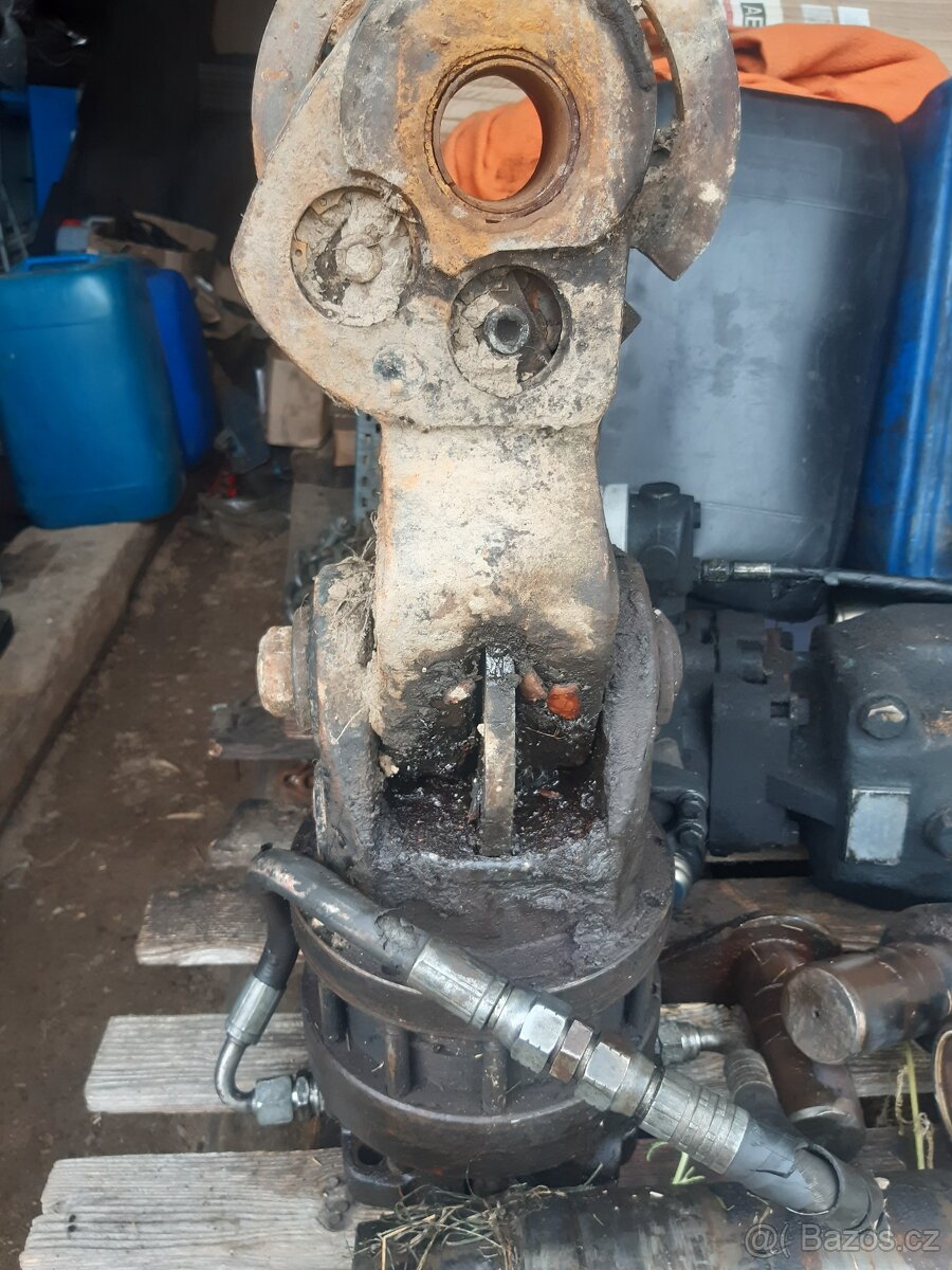 Prodám motor john deere 6081HTJ03 - 6