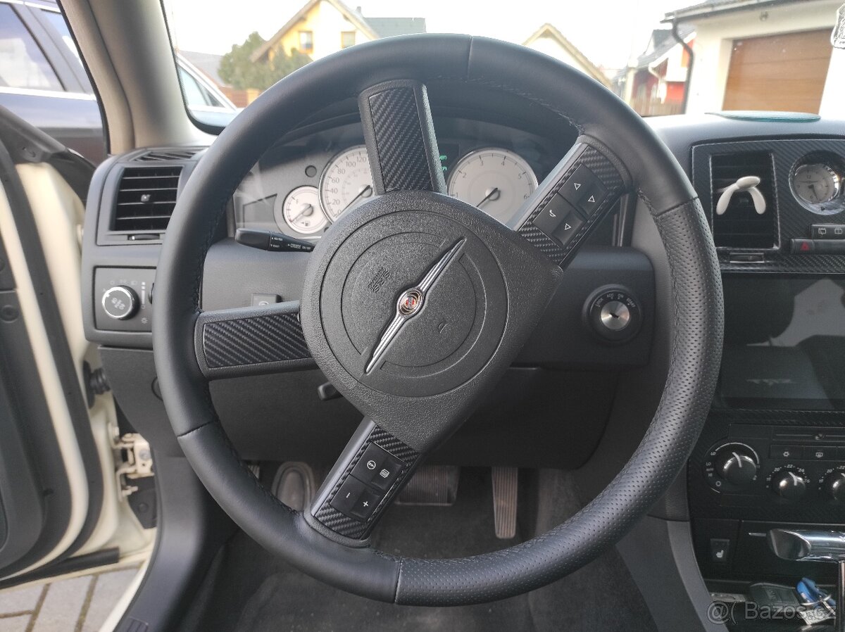 Chrysler 300C 5,7 Hemi - 6