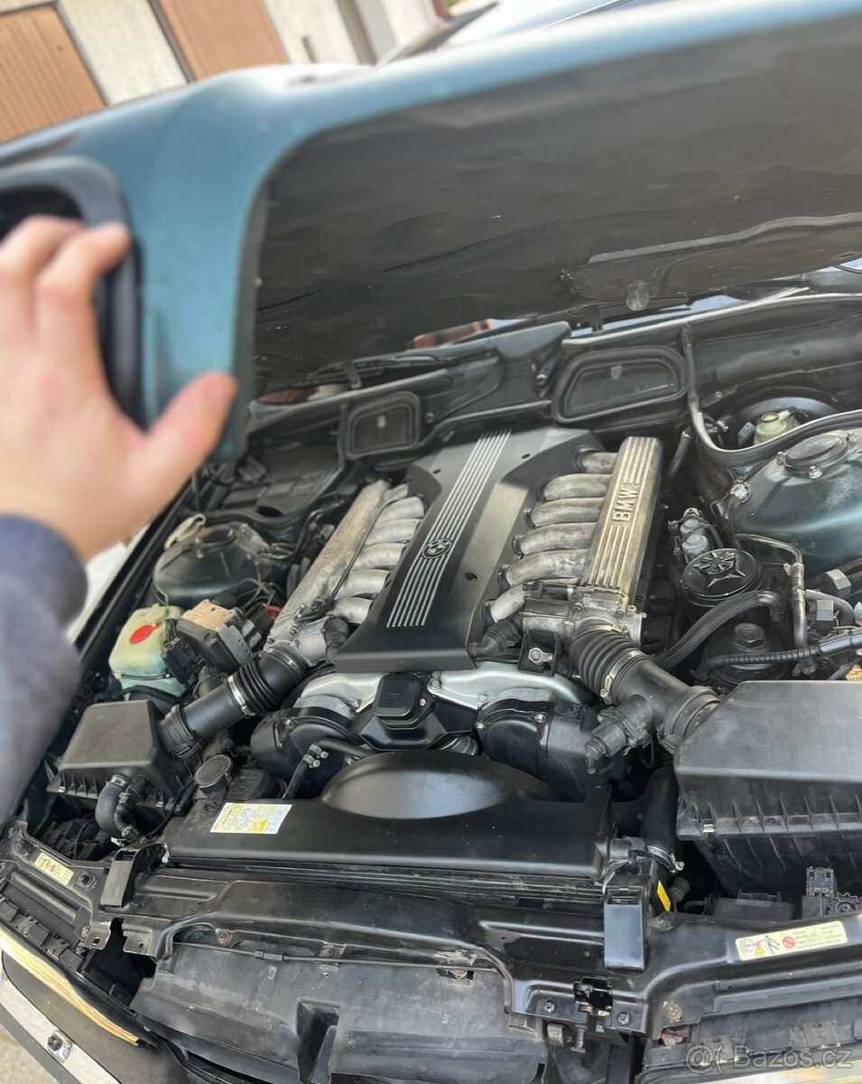 BMW E38 750i v12 - 6