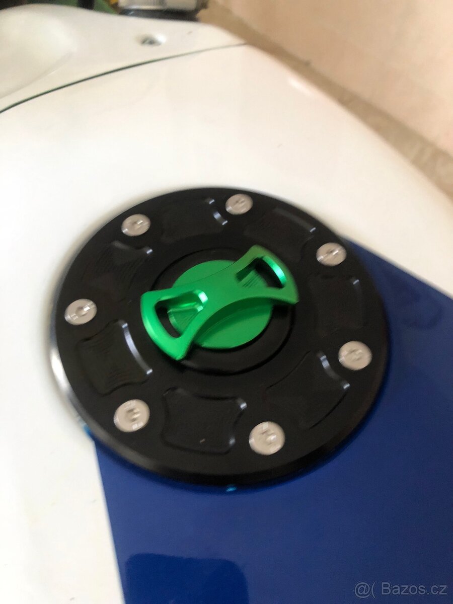 Kawasaki ZXR 400 - 6