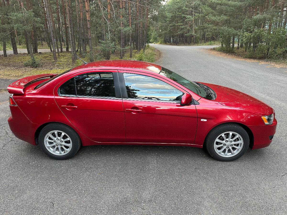 Mitsubishi Lancer 1.8 64900 km - 6