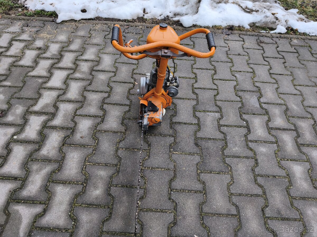 Motorová pila Družba 5E - 6