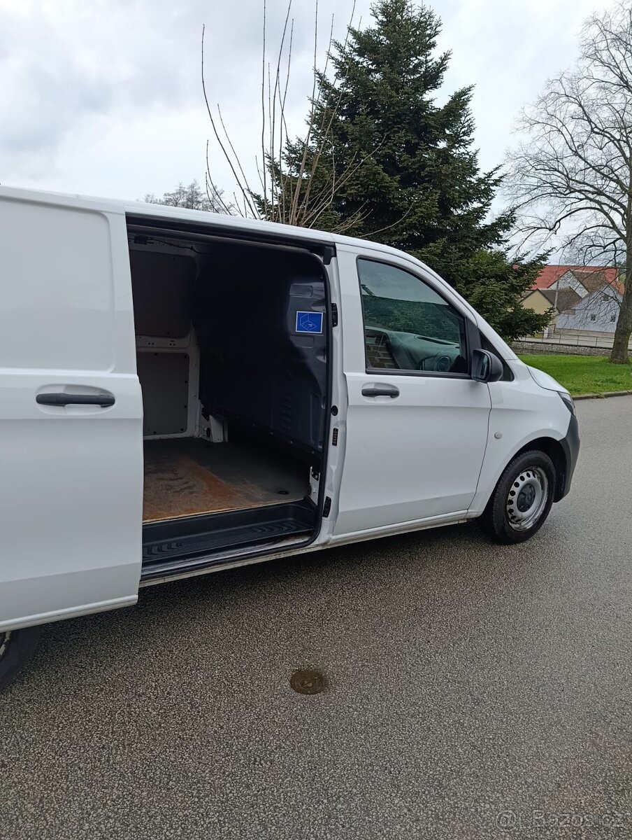 Mercedes Benz Vito - 6