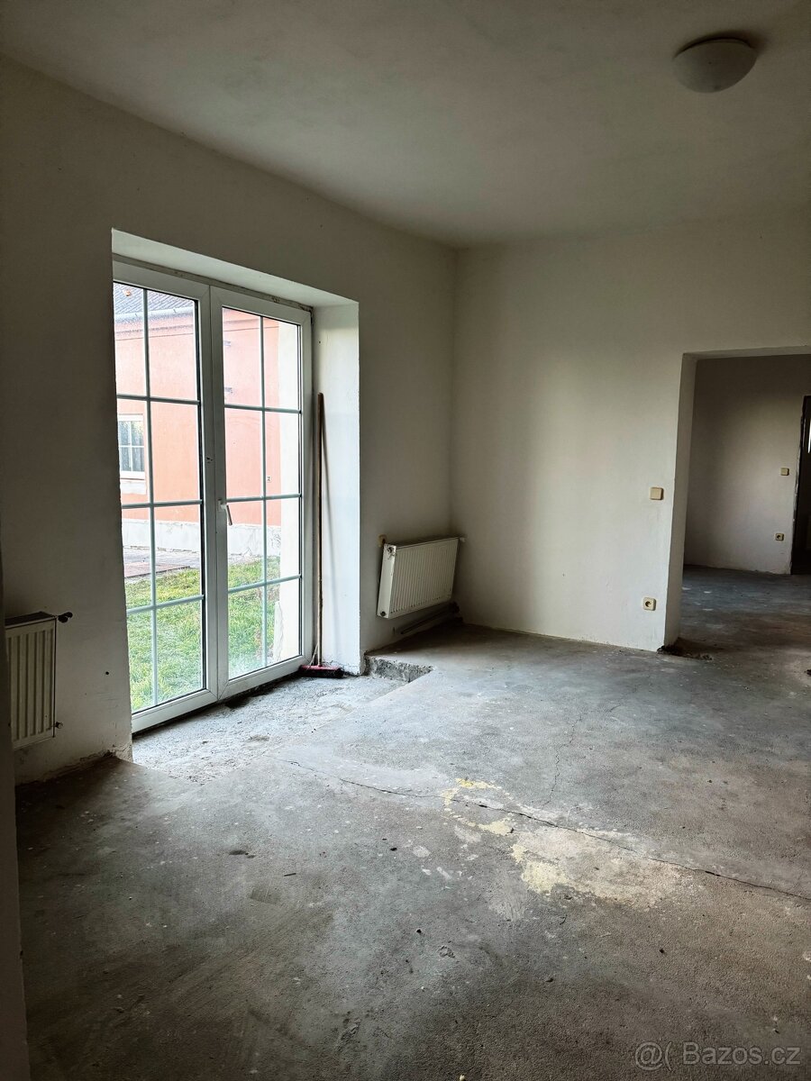 Rodinný dům–Polešovice 7+2 - 6