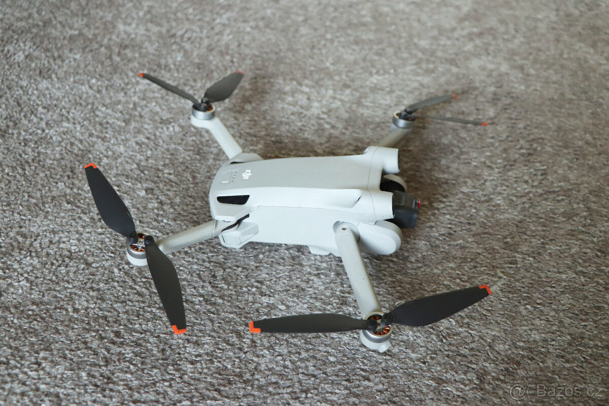 Dron DJI Mini 3 PRO, Fly More Kombo, 3 baterie, filtry - 6