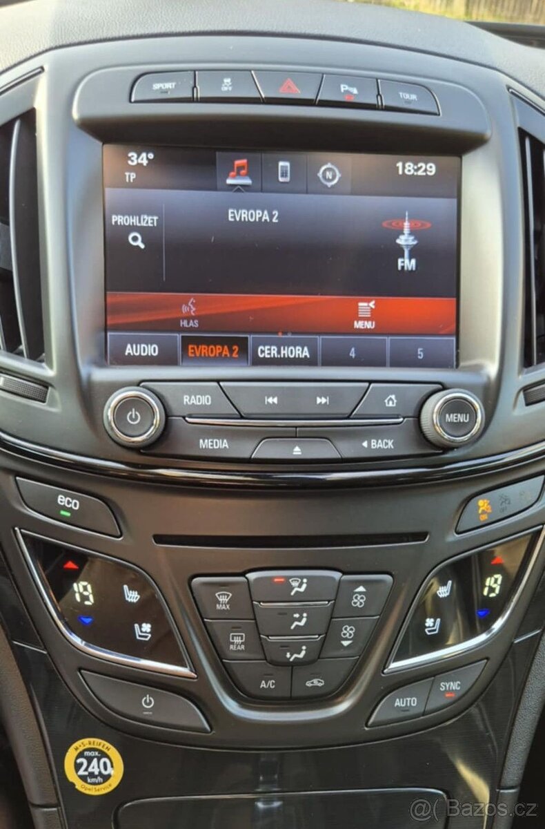 Opel Insignia Country Tourer 4x4 tažné manuál - 6