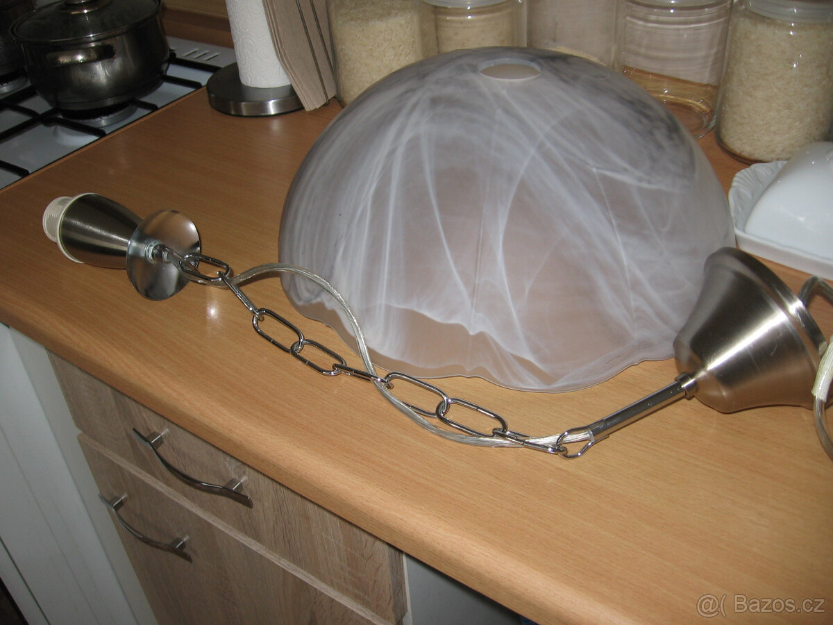 SUPER CENA LUSTR NA ŘETĚZU EGLO 1x E 27- P.C. 1590Kč - 6