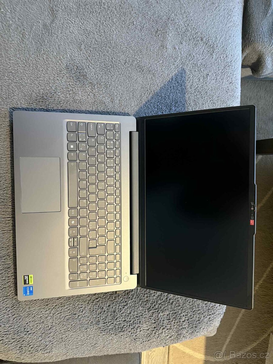 Lenovo LOQ Essential 15IAX9E Luna Grey - 6