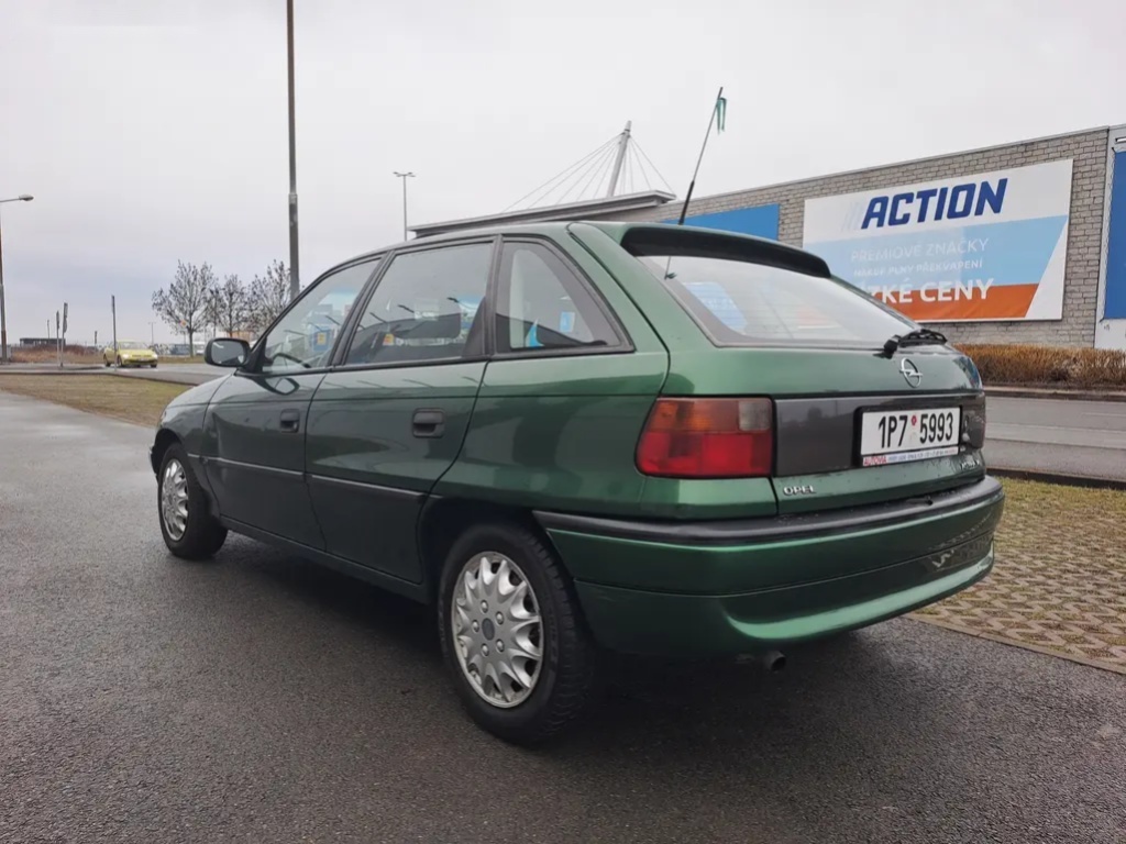 Opel Astra, 1.6i 2.MAJ JIŽ REZERVACE - 6
