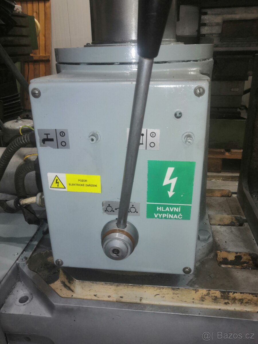 Radiální vrtačka 2K52-1 jako nová - 6