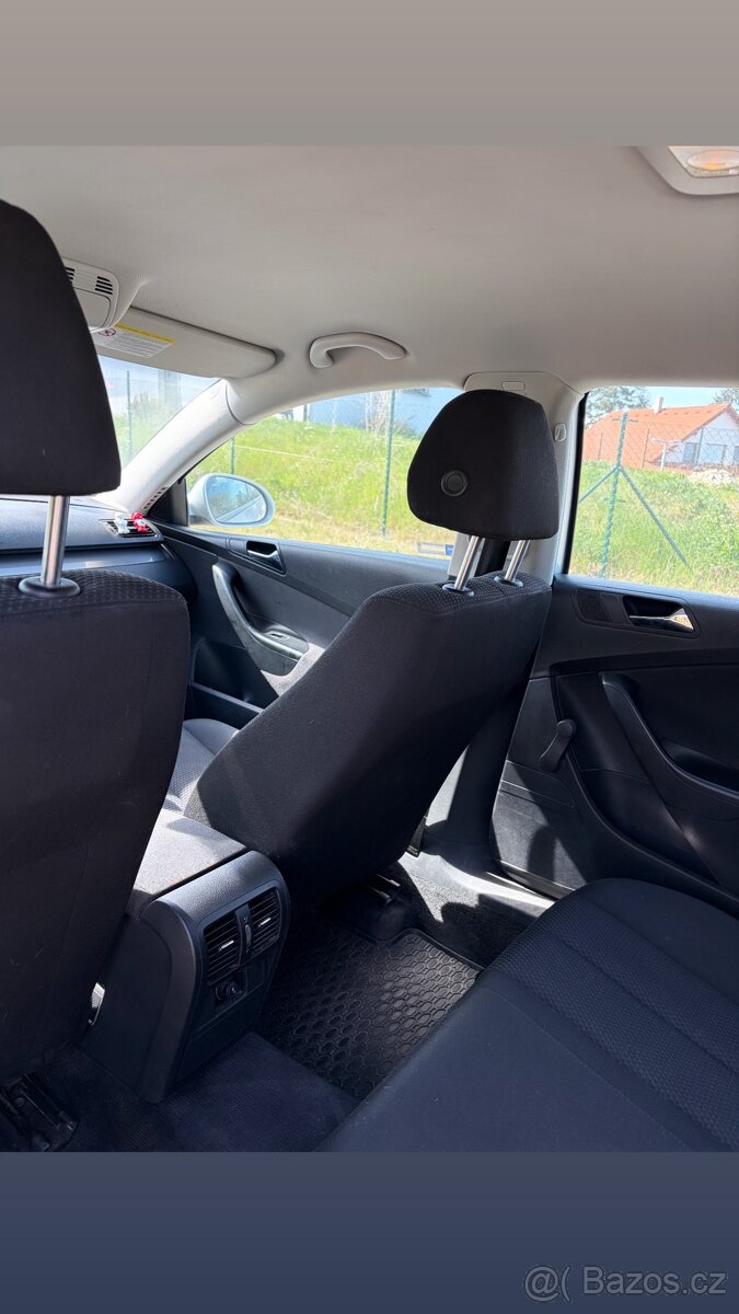 Volkswagen Passat - 6