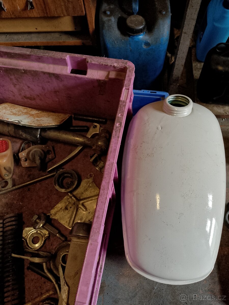 Náhradní díly na stadion S11, s22 - 6