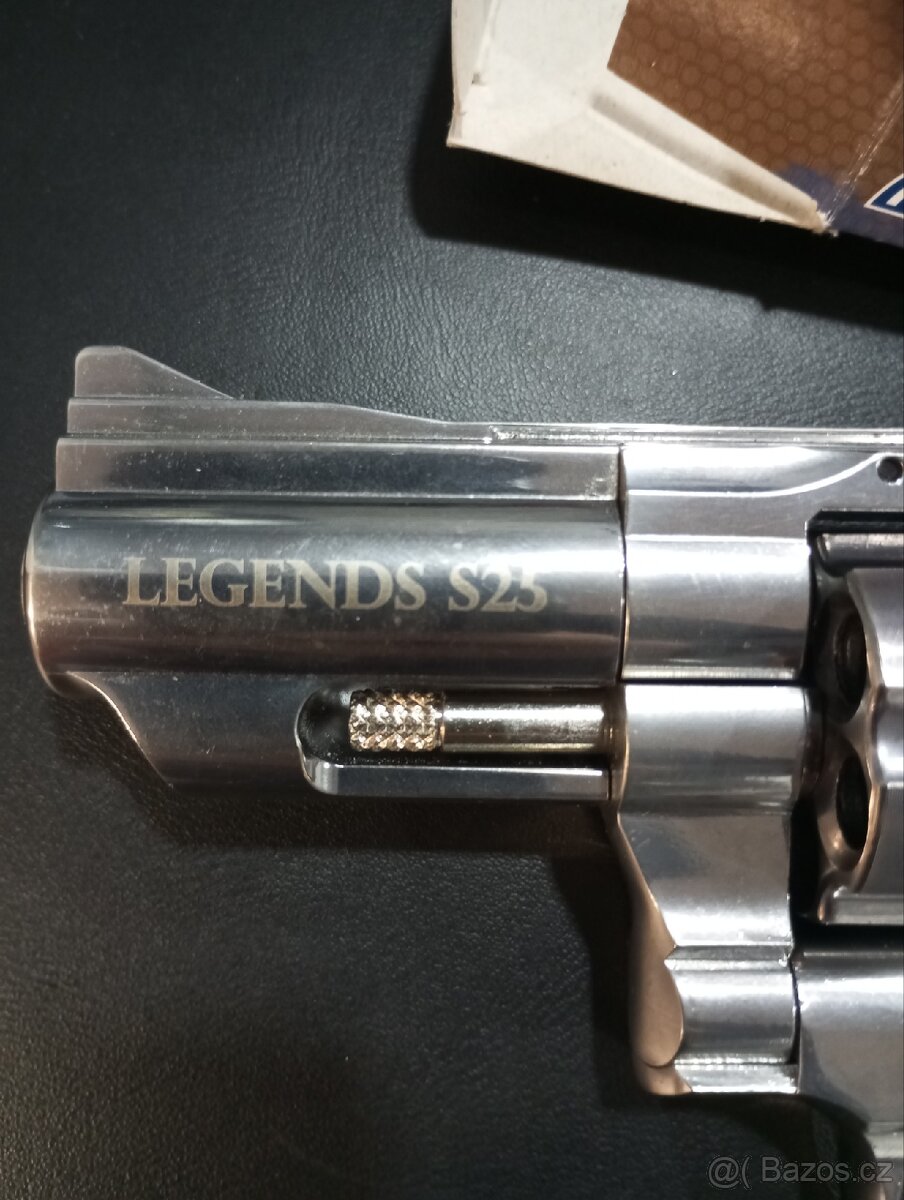 Prodám vzduchovou pistoli colt Legends s25 - 6