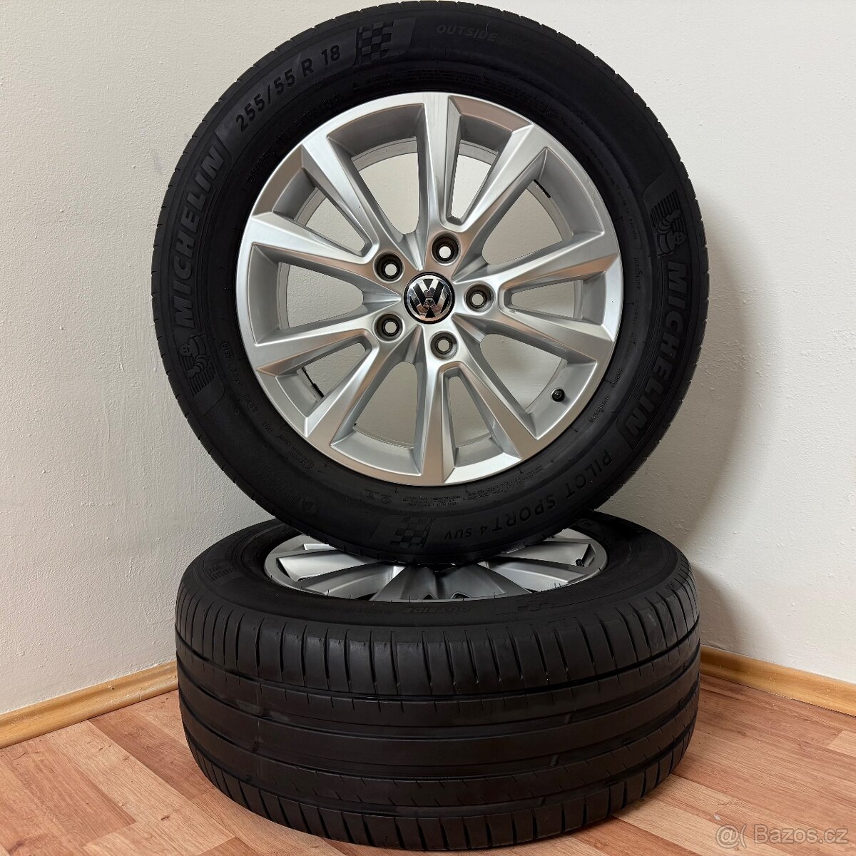 VW TOUAREG II 5x130 R18 ET53+LETNÍ 255/55R18 5/4mm - 6