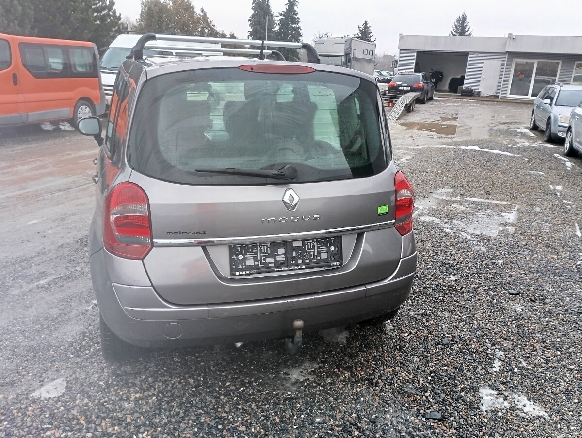 Renault modus grand 1.2 74 kW 2011 - 6