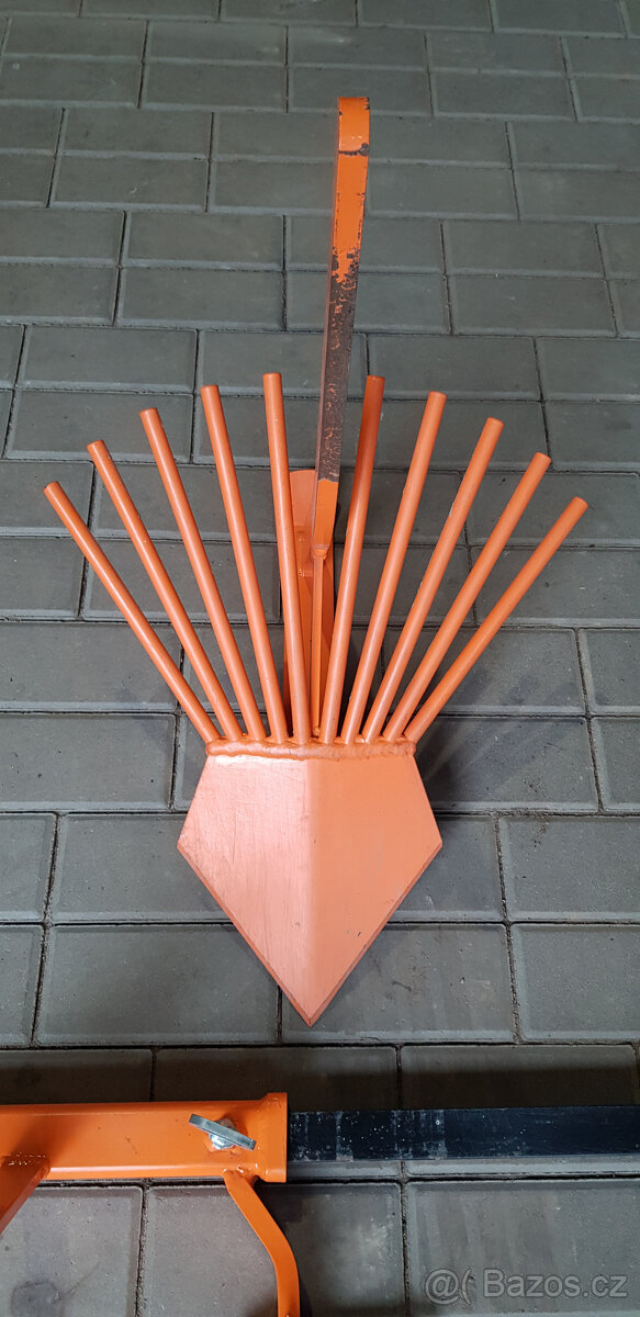 vyoravač brambor za malotraktor - 6