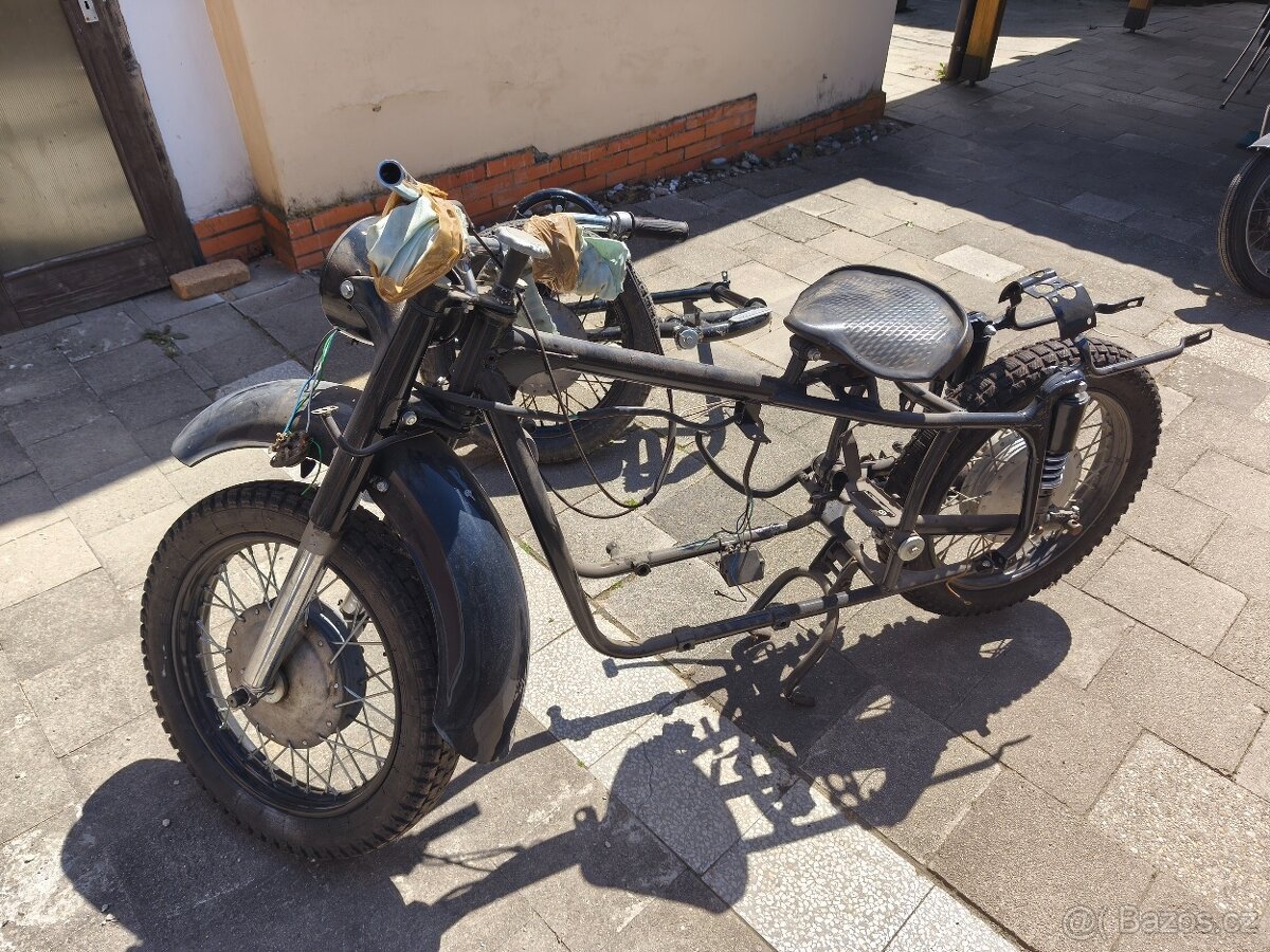 Dněpr 650 - 6