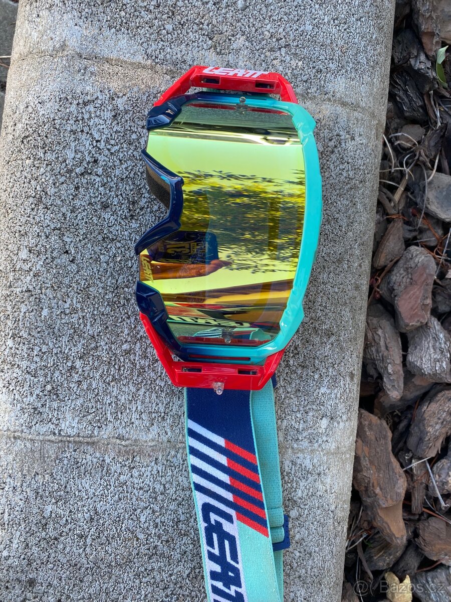Leatt Moto 8.5 + brýle - 6