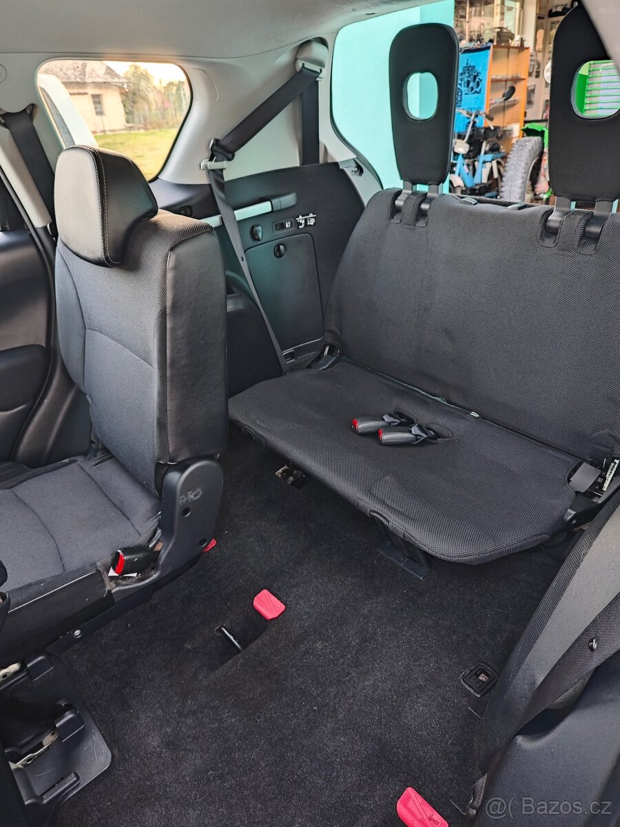 Peugeot 4007 4x4 2,2 HDI 115kw rok 2008 - 6