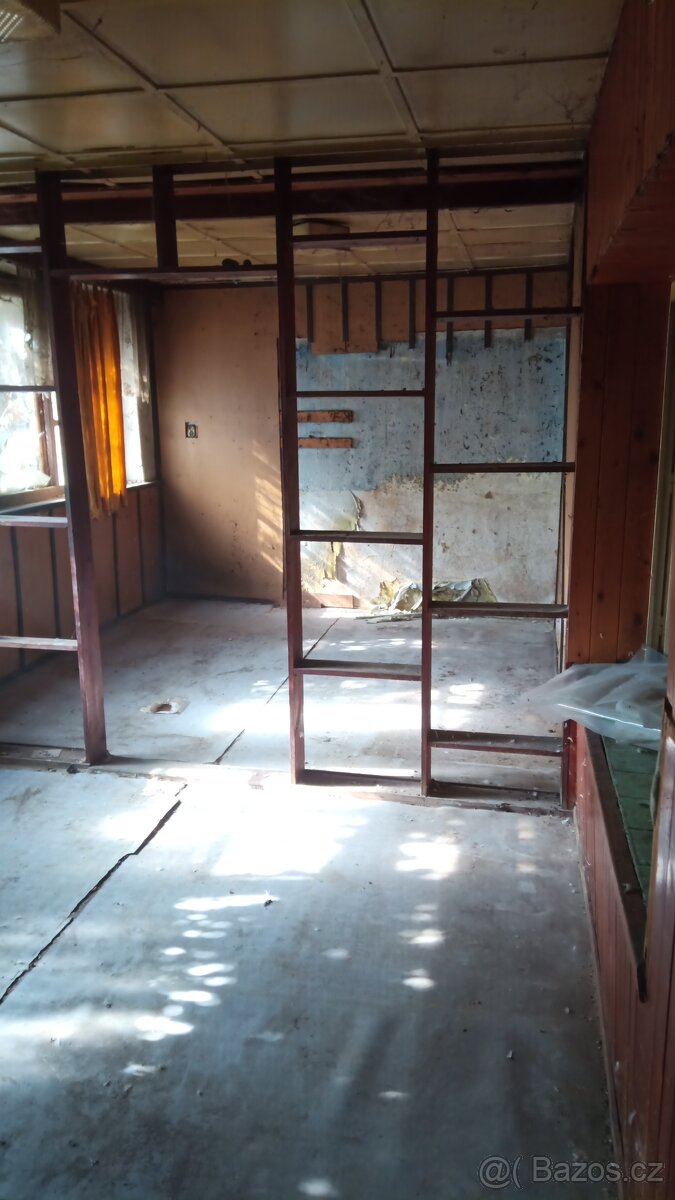 Rodinný dům nebo pozemek v Litobratřicích - 6