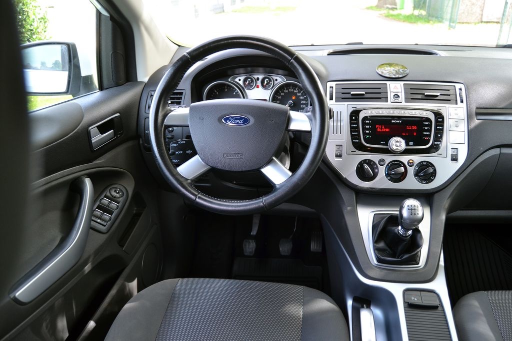 Ford Kuga 2.0 TDCi 103kW Champions Edition 4x4 - 6