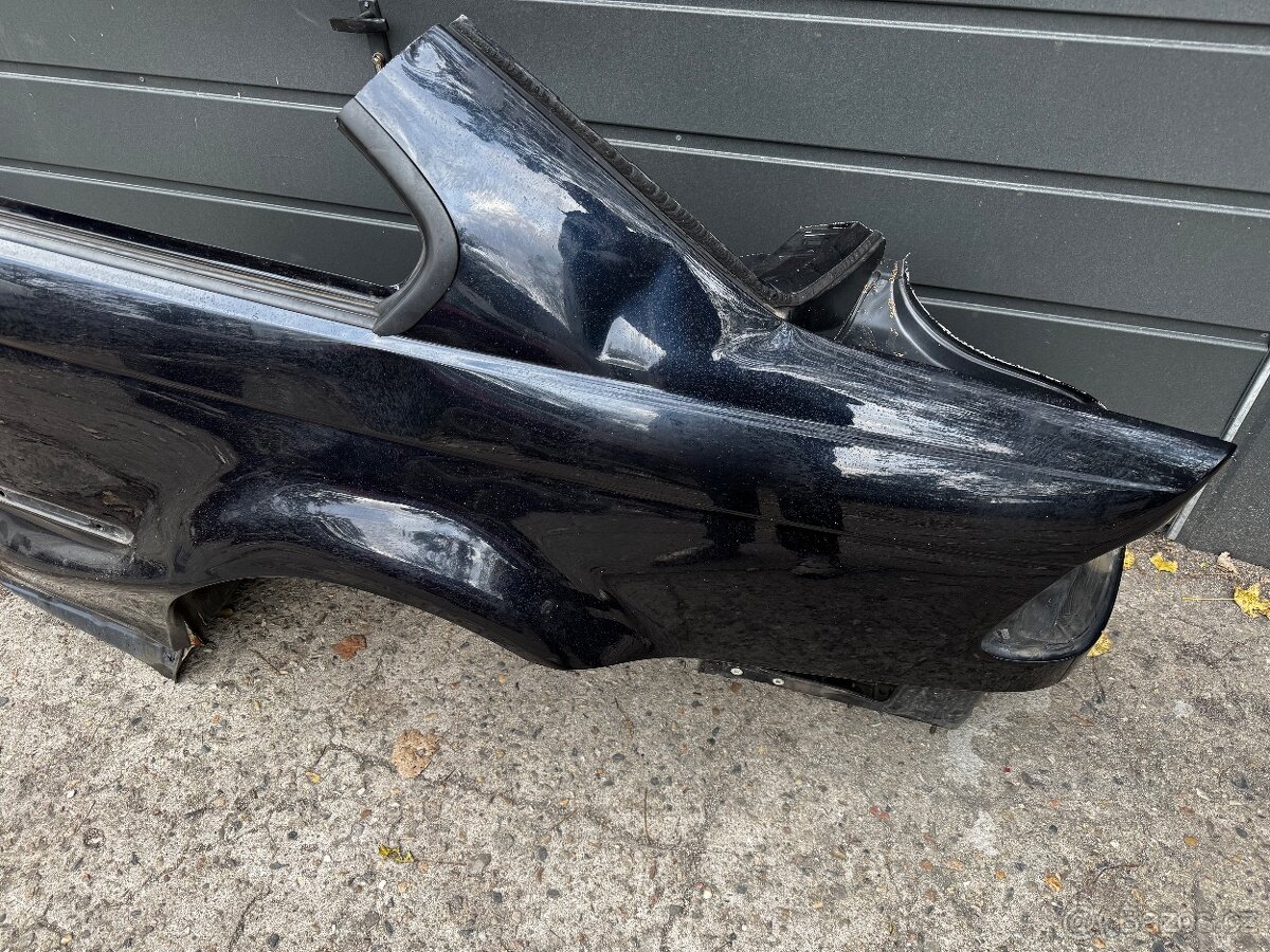 BMW E46 M3 Boky / lemy / bočnice 2/4 - 6