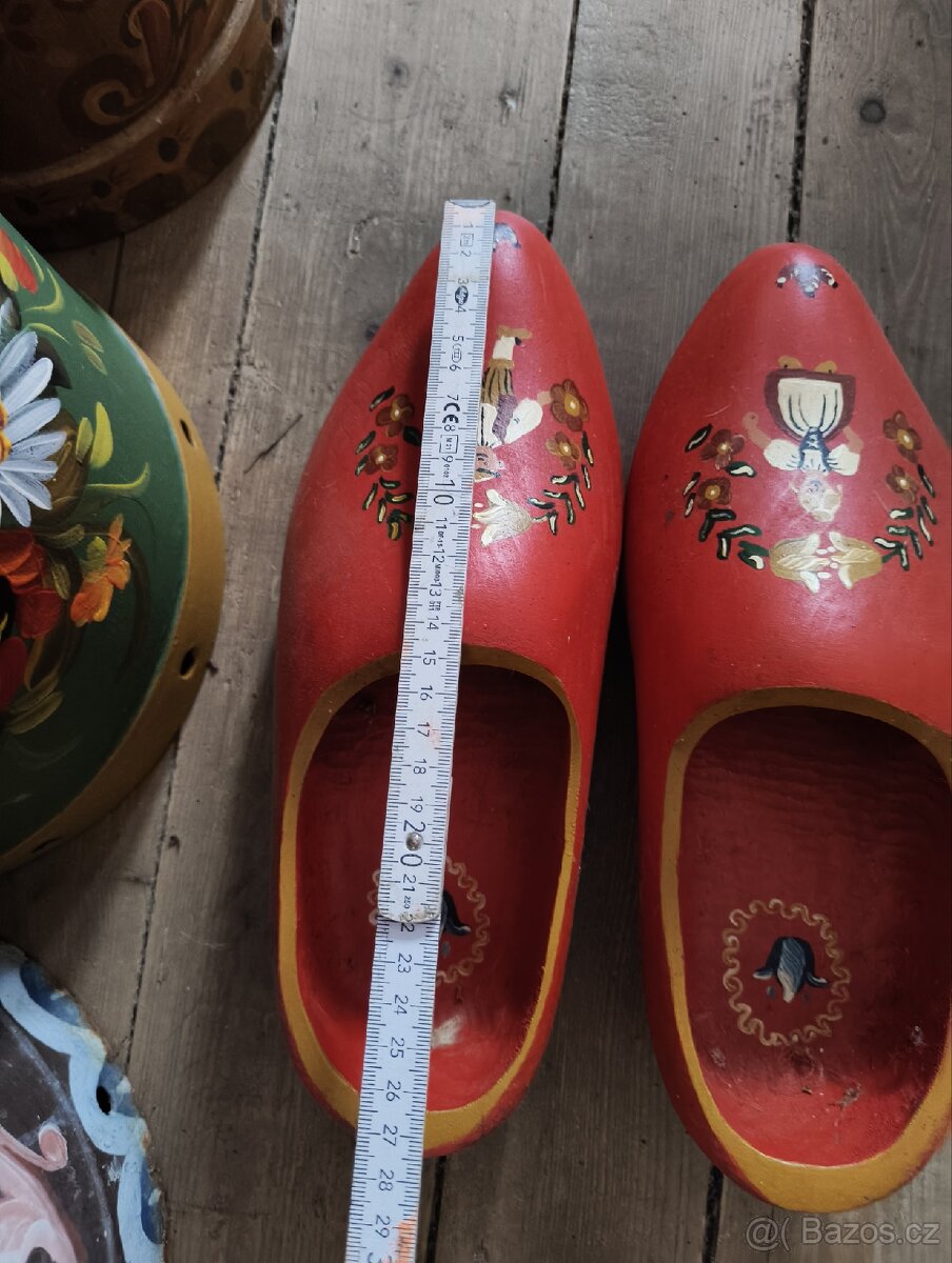 Malované konve, dřeváky - 6