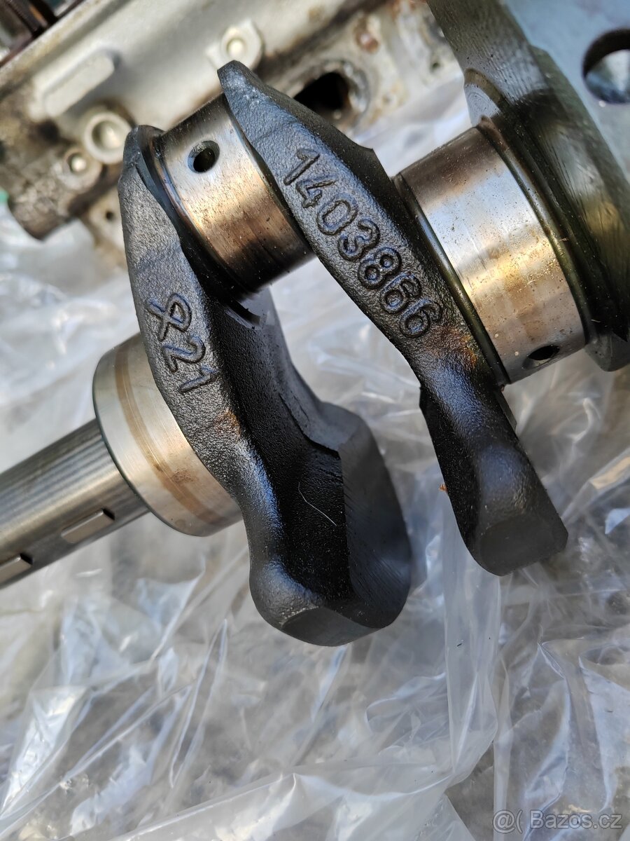 Díly motoru m54b30 - 6