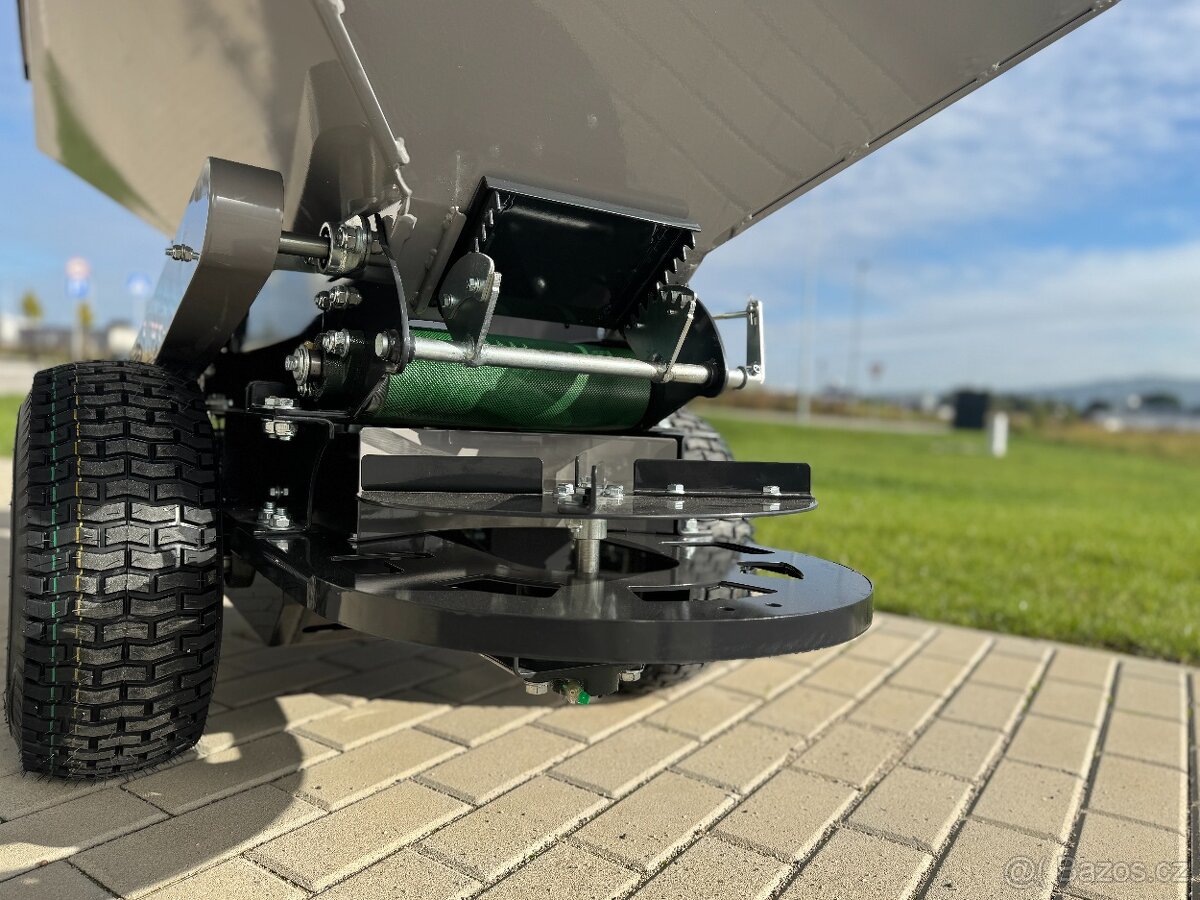 Benzínové rozmetadlo hnojiv JANSEN TD-325 - 6